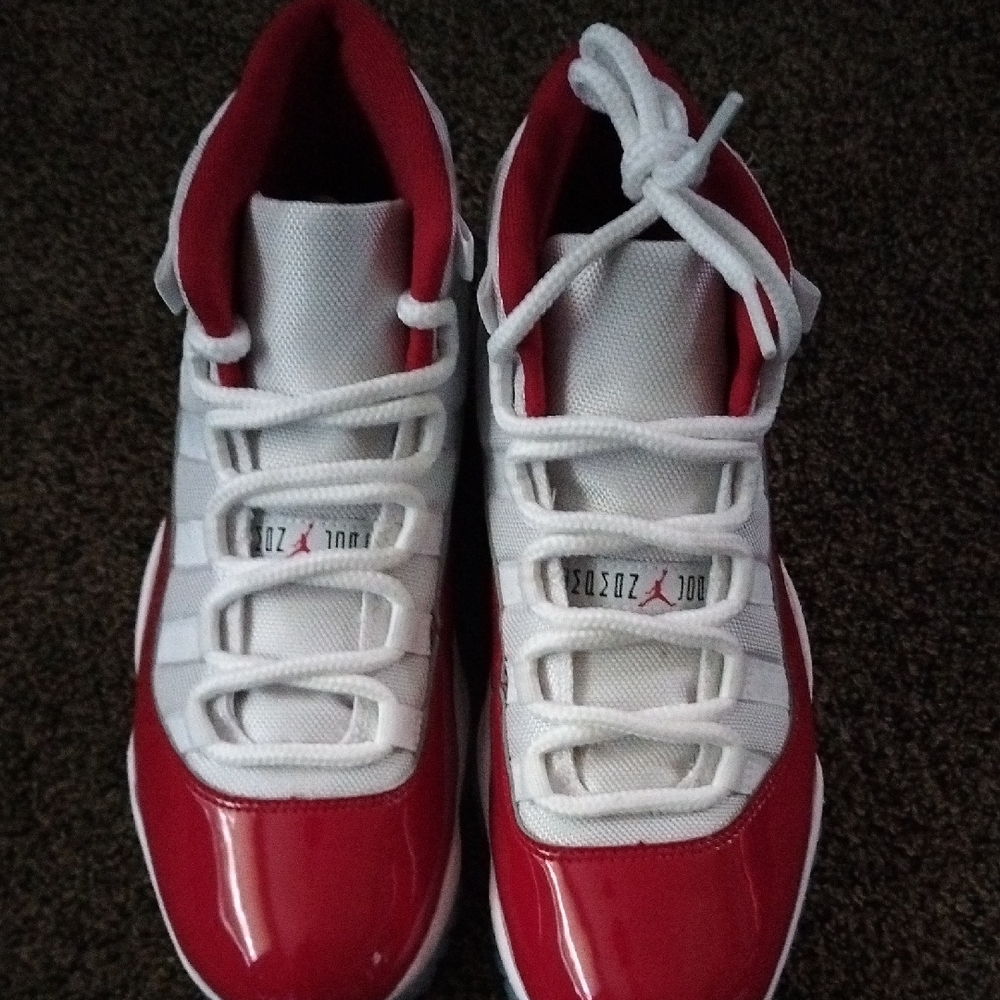 Air Jordan 11 Cherry Red